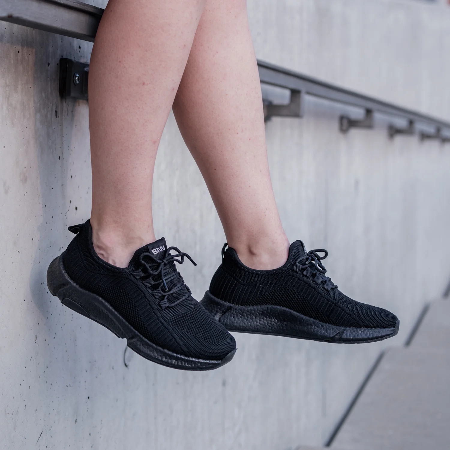 Ultraľahká pracovná obuv MEADOW OB Black Low – priedušné tenisky s tlmením eTPU